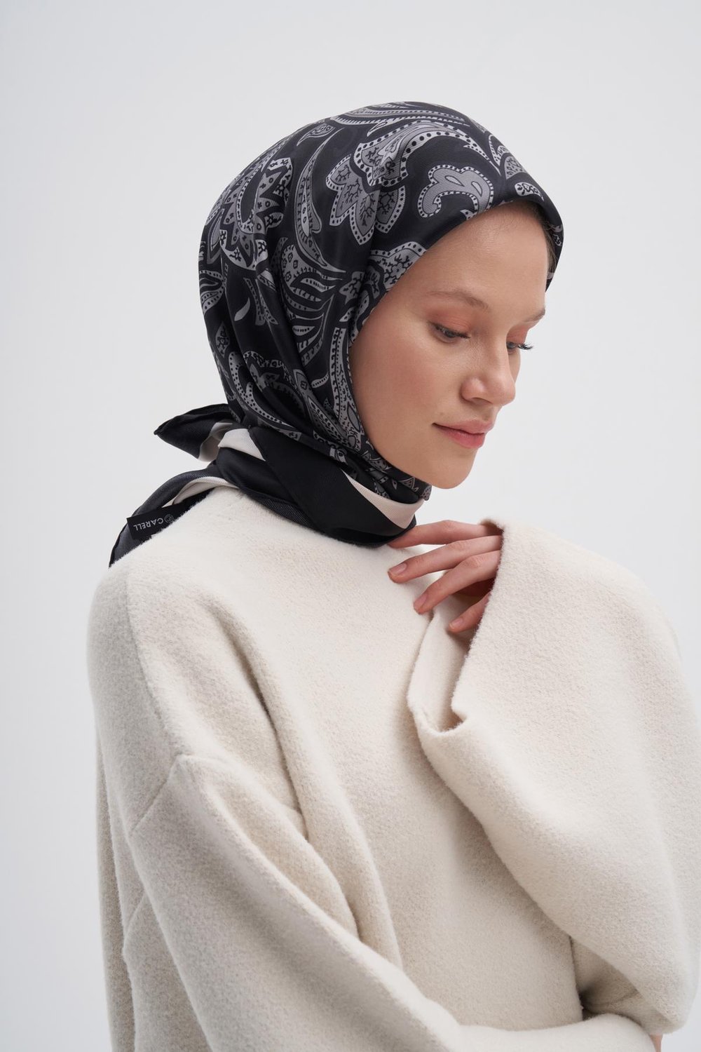 Etnic Siyah Mulbary İpek Eşarp