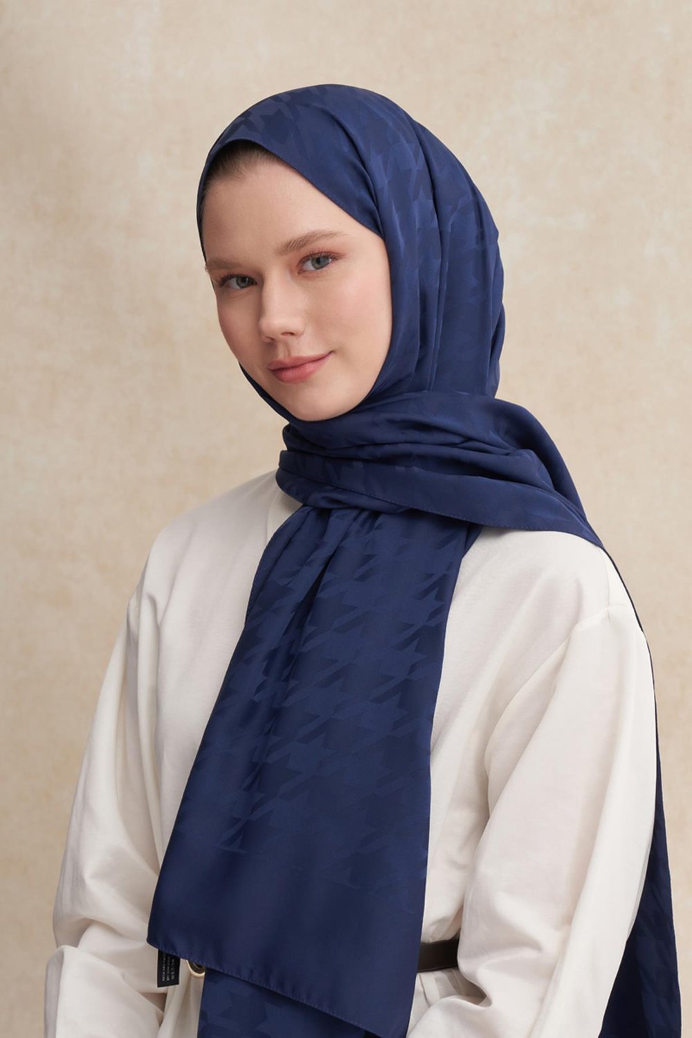 Kazayağı Desen Pamuk İpek Şal Koyu Lacivert