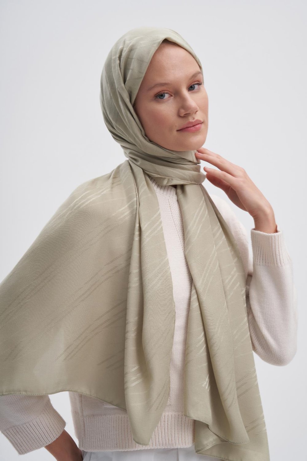 Simetrik Jakar İtalyan İpekli Şal Soft Yeşil