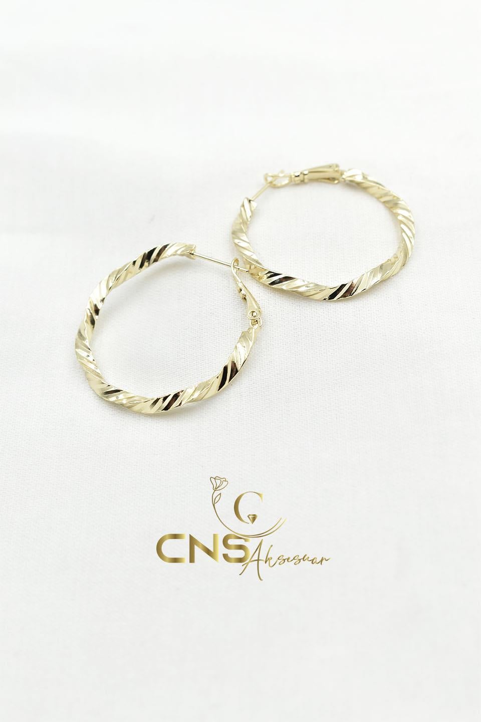 Xupıng Kuyumcu Model Burgulu Halka Gold Küpe