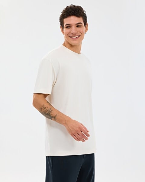 Skechers M Relaxed Fit T-Shirt Erkek T-Shirt