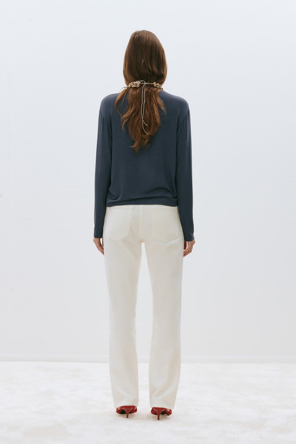 Ekru Effortless Straight Jean