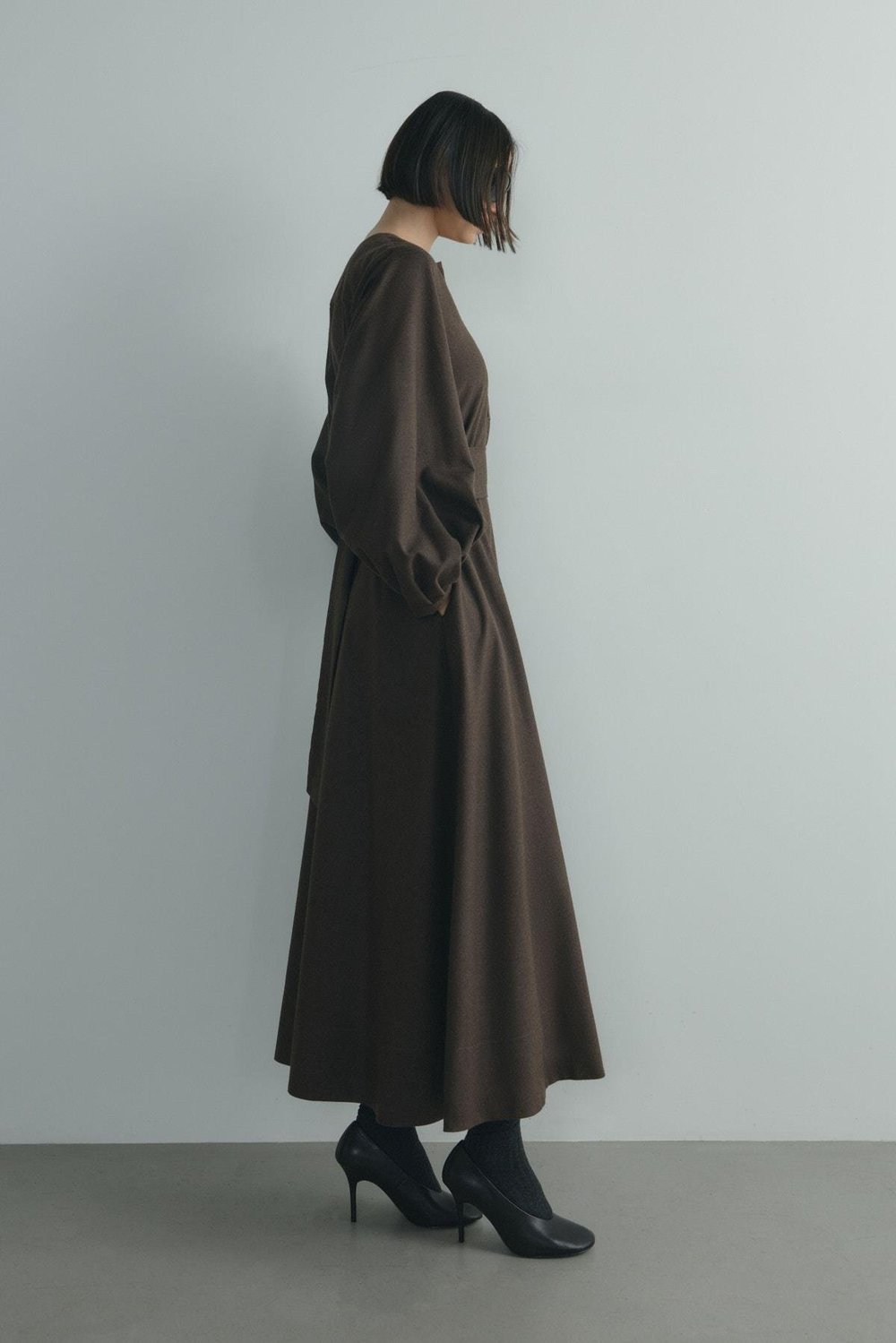 Kahverengi Kaia Düğmeli Maxi Elbise