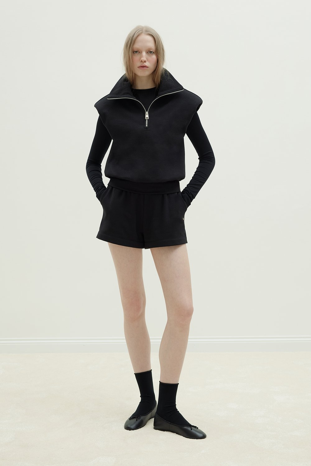 Siyah Ena Pamuklu Şort