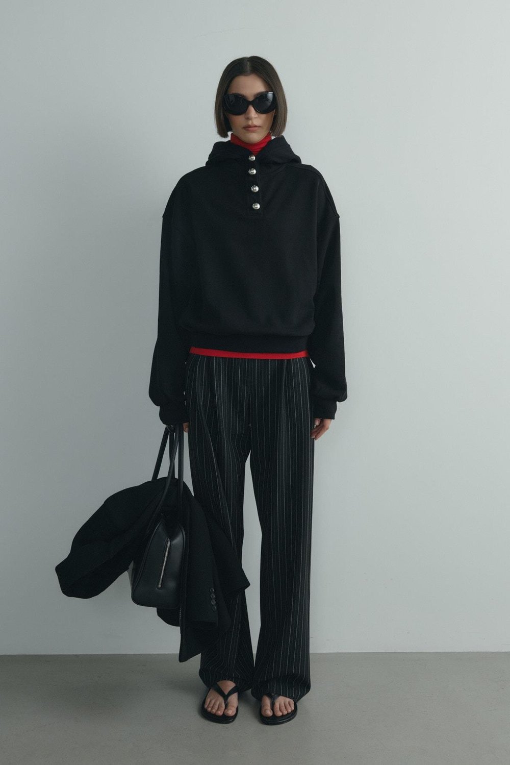 Siyah Gala Düğmeli Oversize Sweatshirt