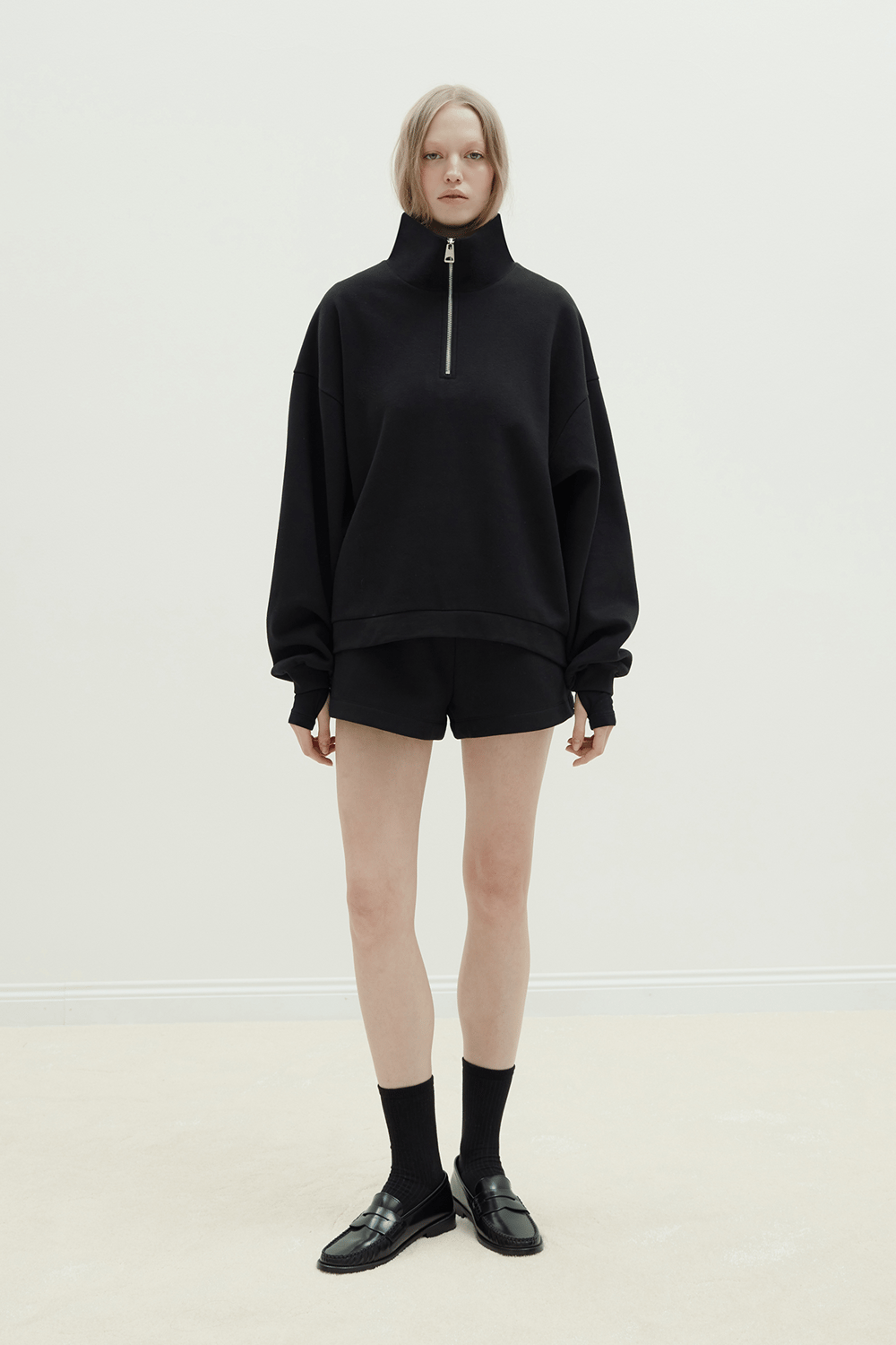 Siyah Low Oversize Sweatshirt