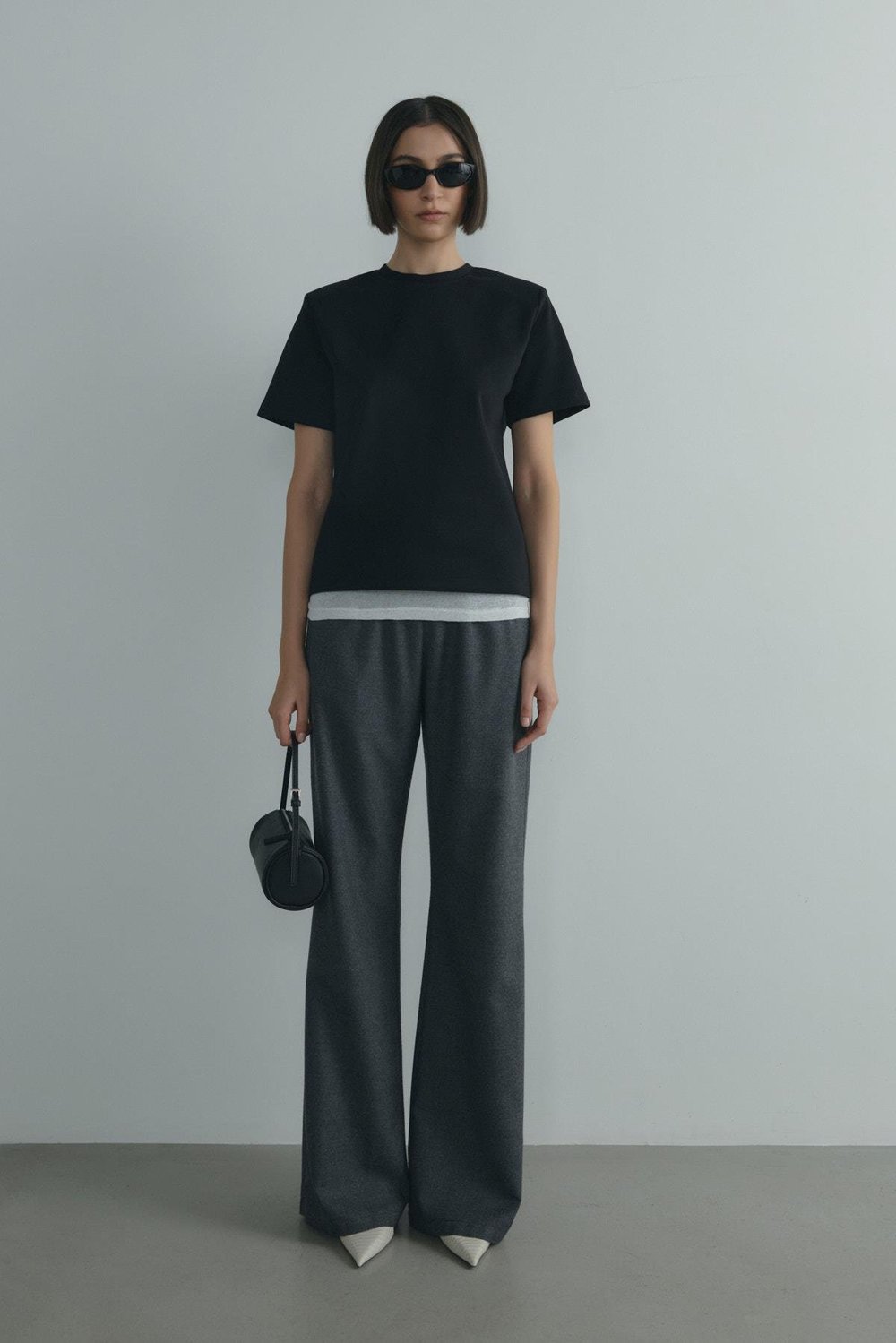 Siyah Nolan Vatkalı Tişört