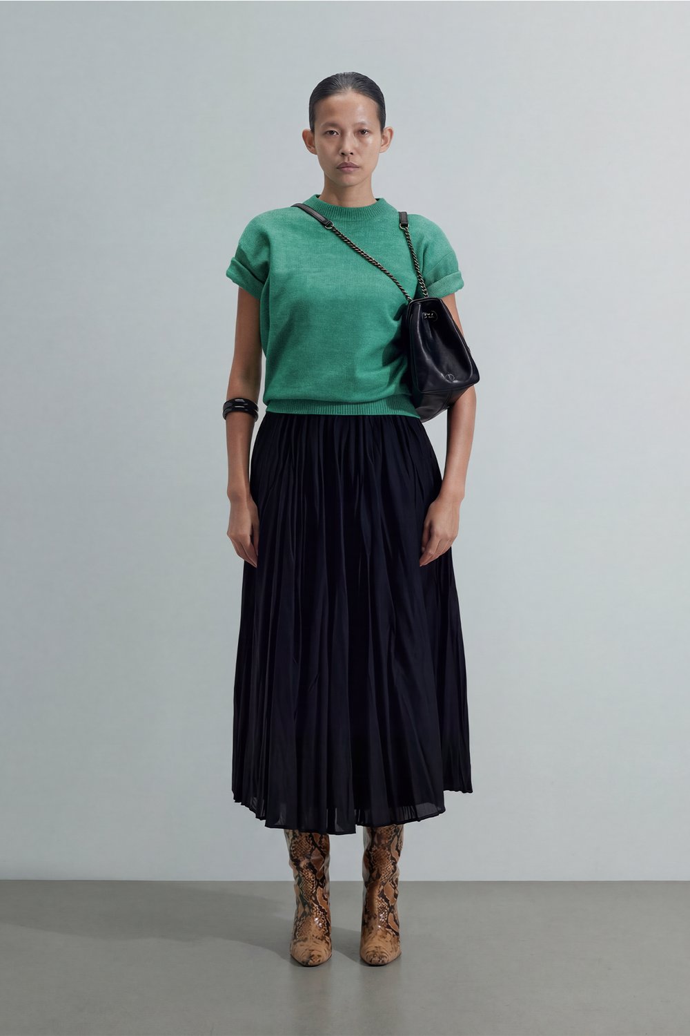 Robe Short-Sleeved Sweater