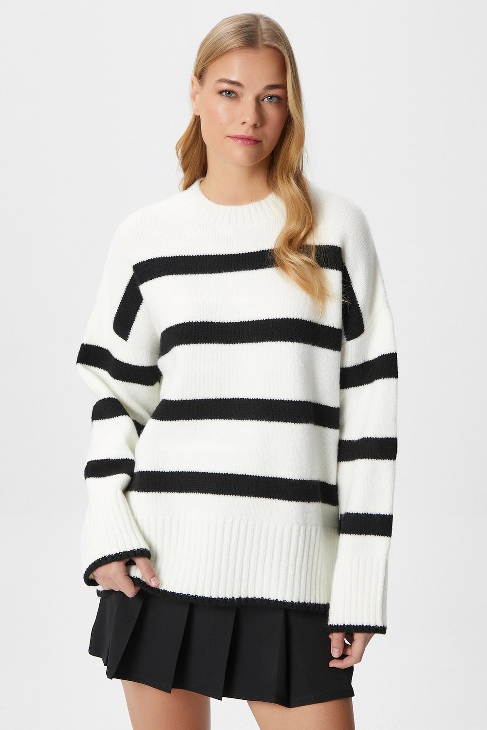 Kadın Homy Yumuşacık Bisiklet Yaka Ekru Siyah Çizgili Oversize Triko Kazak