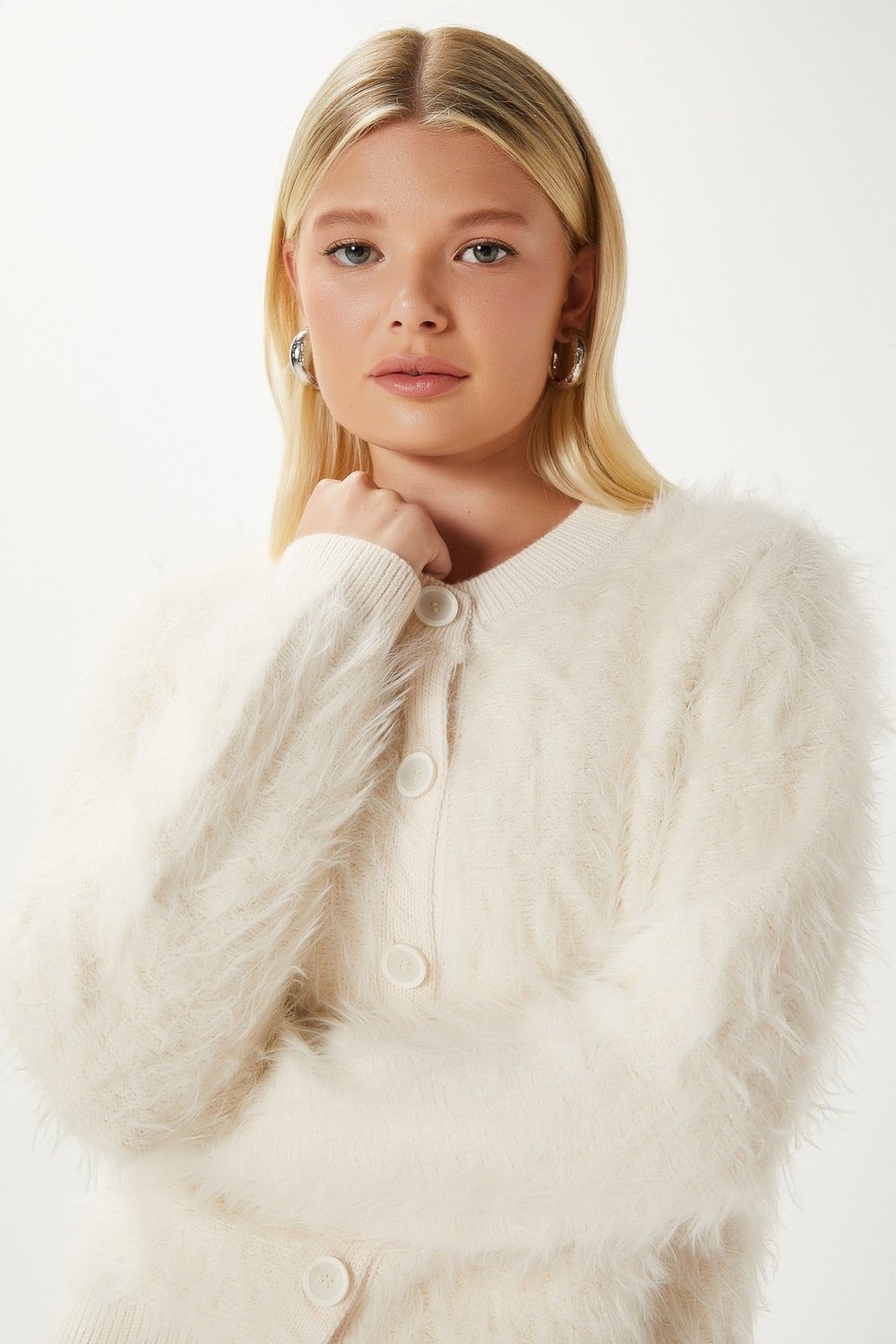 Kadın Rush Yumuşak Sakallı Krem Bisiklet Yaka Triko Hırka WS-07226