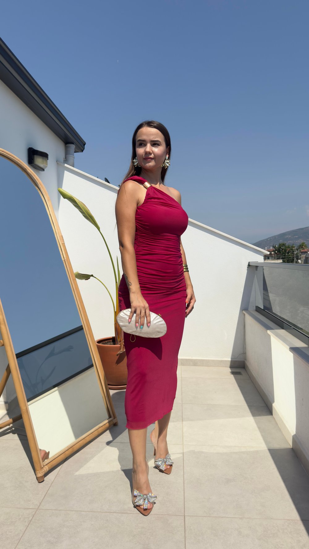 Acely Fuşya Tek Omuz Toka Detaylı Elbise