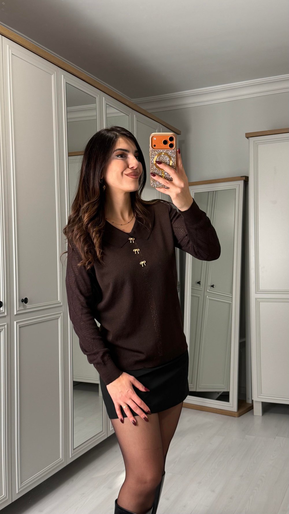 Daria Kahverengi Yakalı Kol Detaylı Bluz