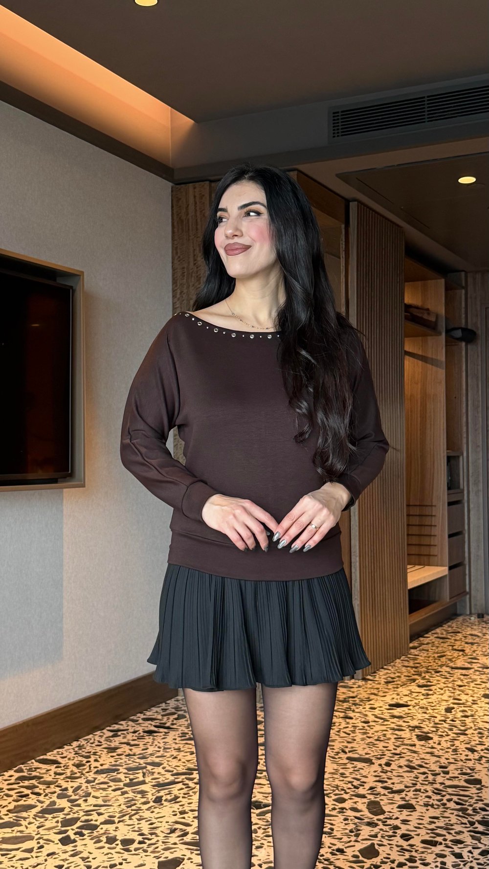Dima Kahverengi  Kayık Yaka Kuş Gözü Bluz