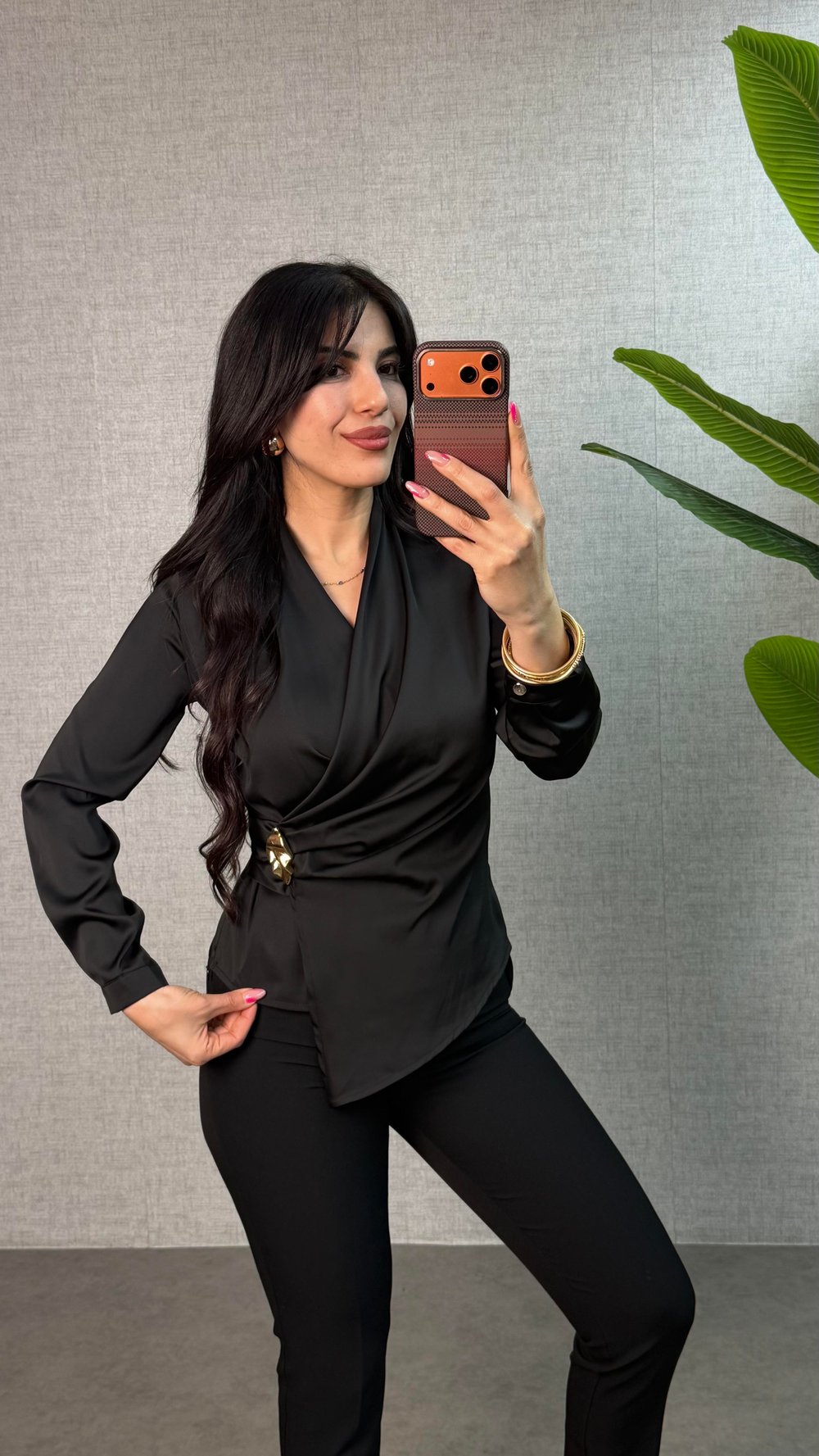 Fery Siyah Kruvaze Gold Tokalı Bluz