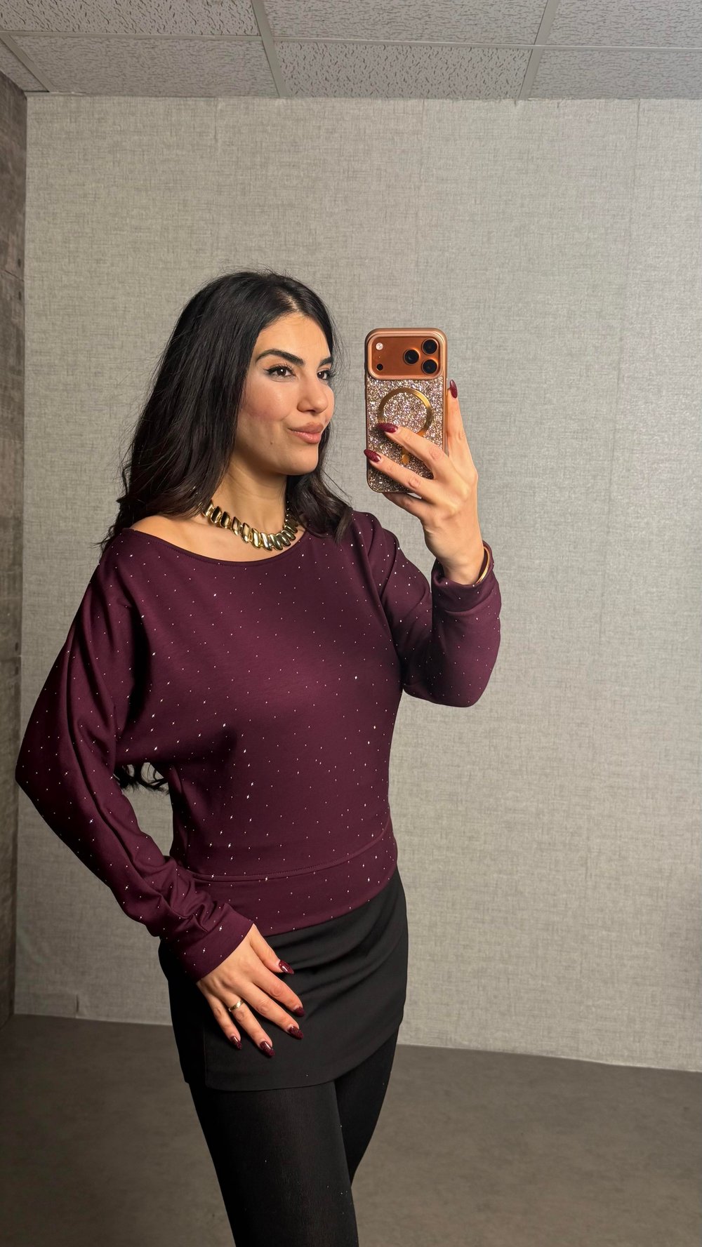 Karina Bordo Taşlı Kayık Yaka Bluz
