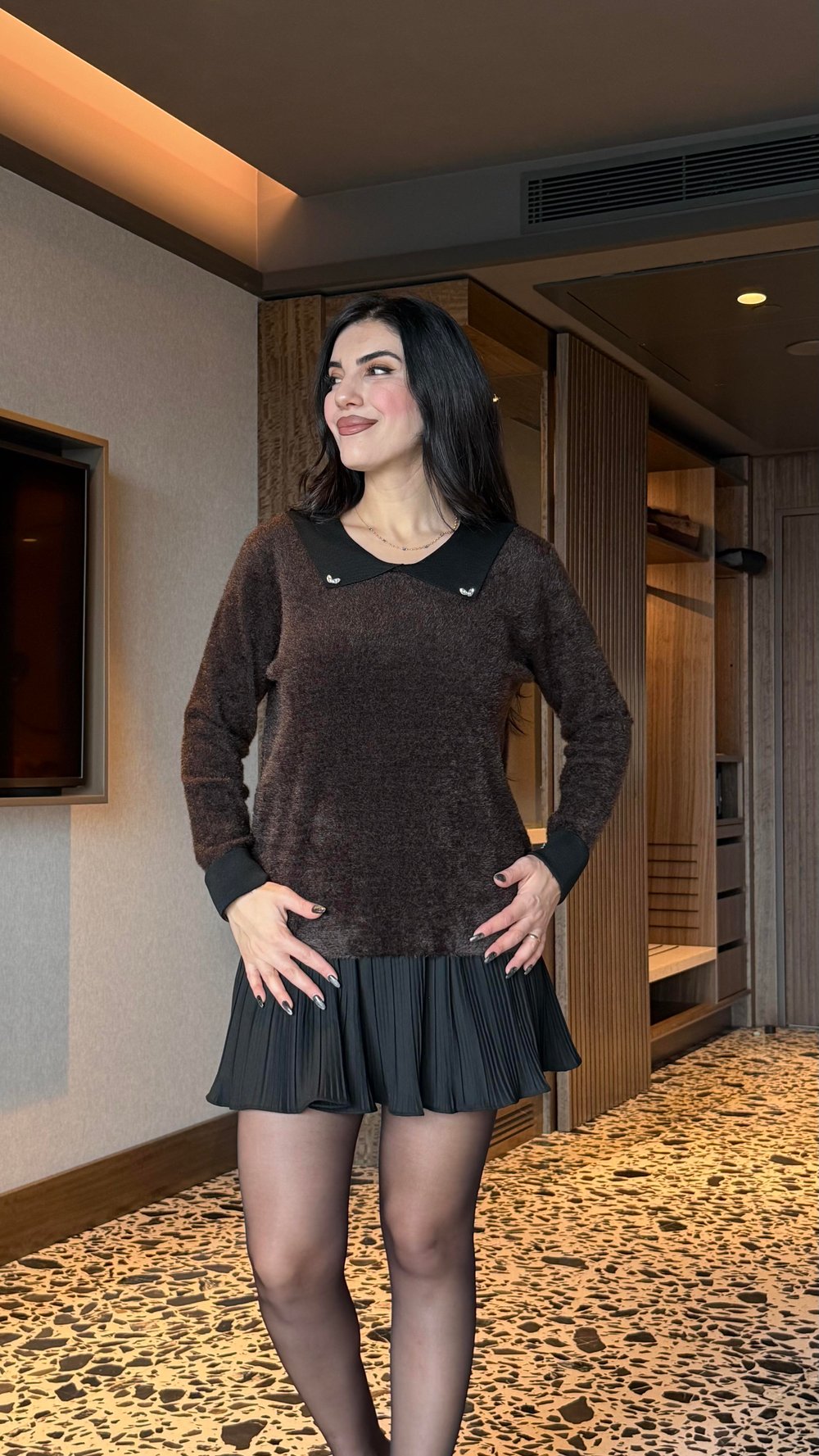 Lotta Kahverengi Yakalı Taş detaylı Sakallı Bluz