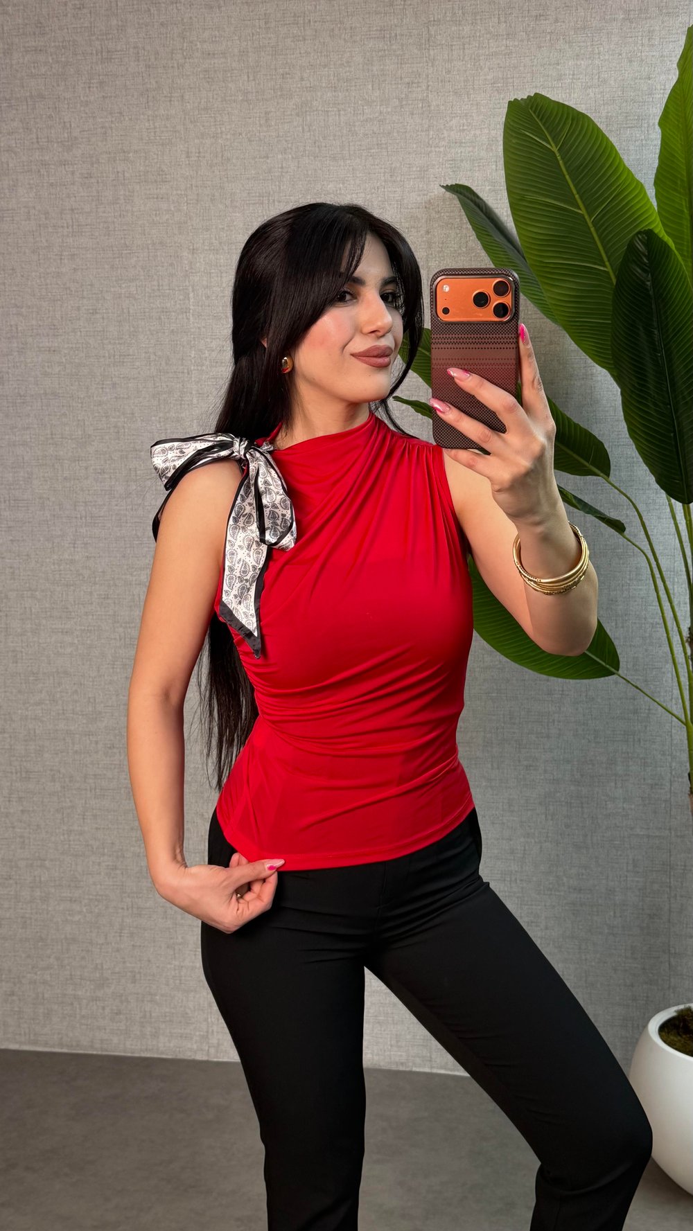Mendy Kırmızı Kuşaklı Sandy Bluz