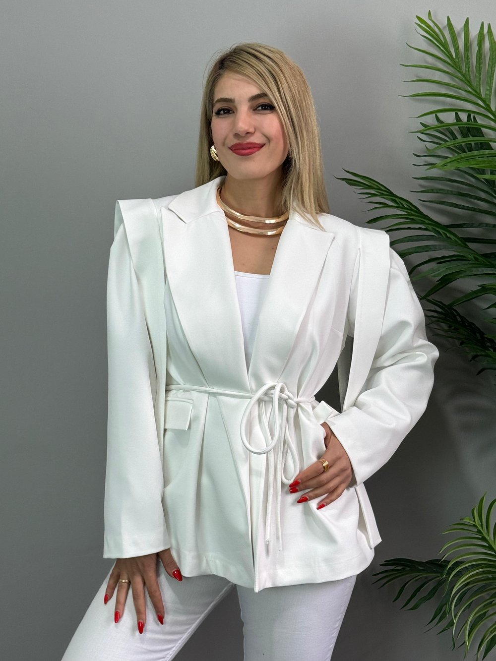 Tia Beyaz Tasarım Blazer Astarlı Ceket 