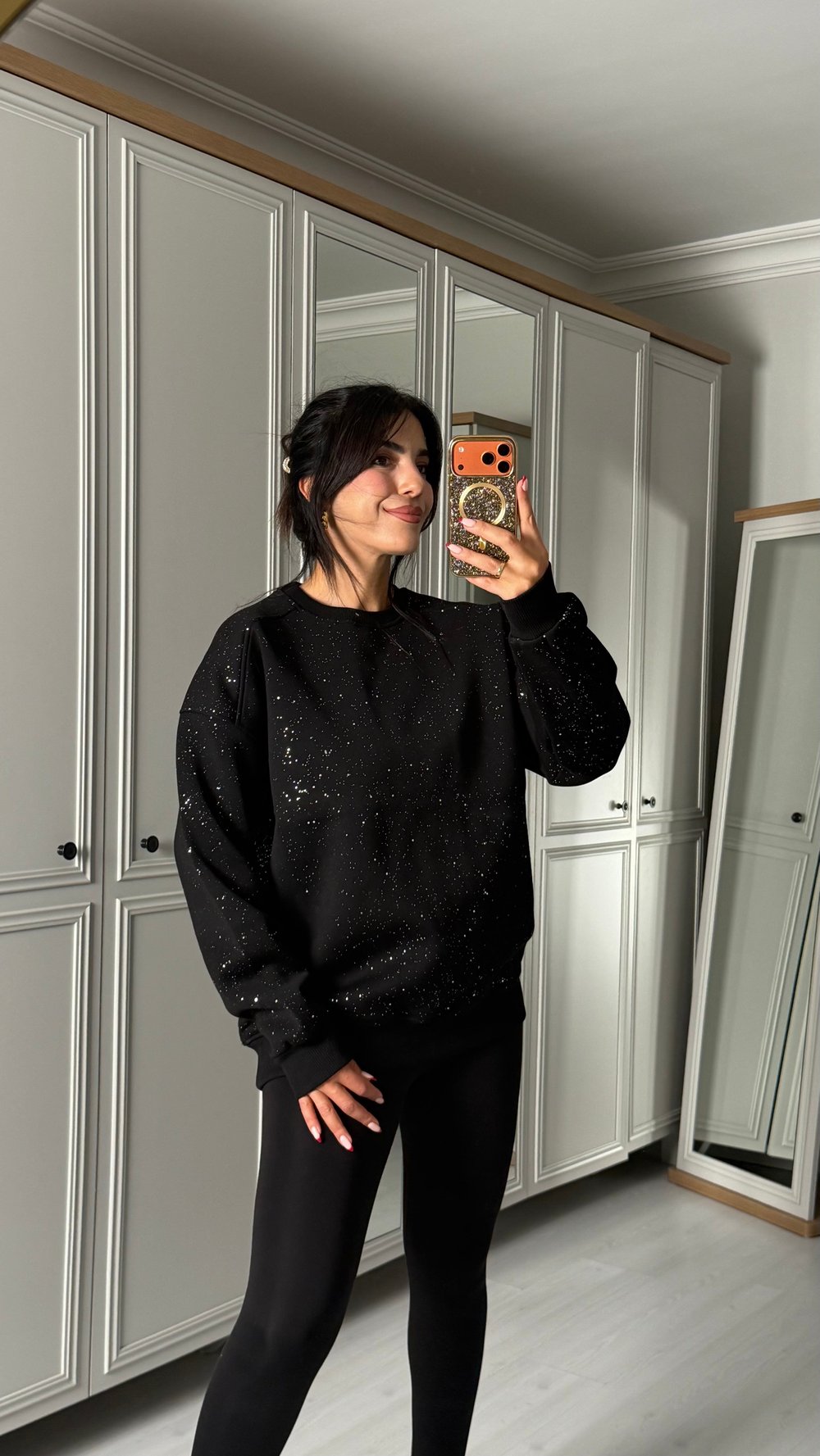 Veas Siyah Simli Yuvarlak Yaka Sweatshirt