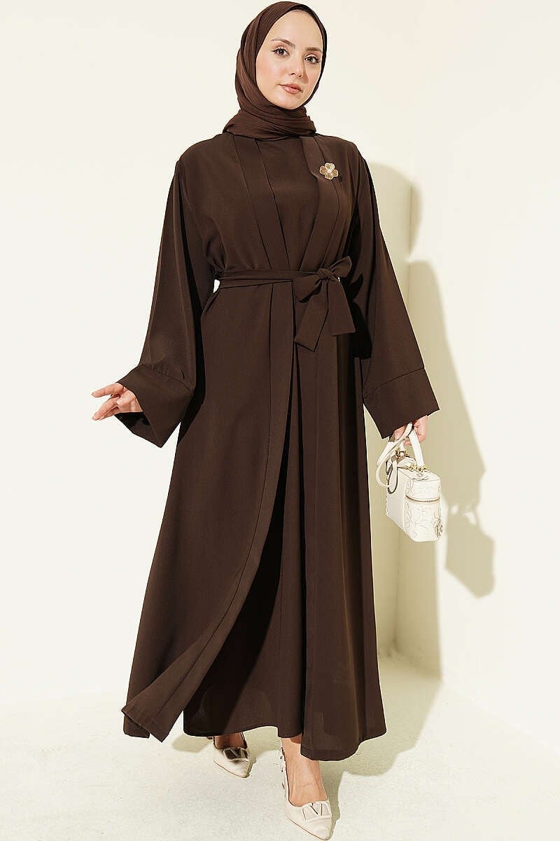 Broş Aksesuarlı Abaya Takım Kahve