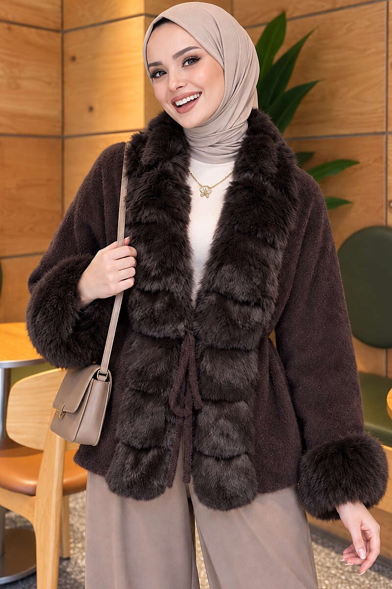 Kürklü Beli Kuşaklı Angora Kaşe Kahve