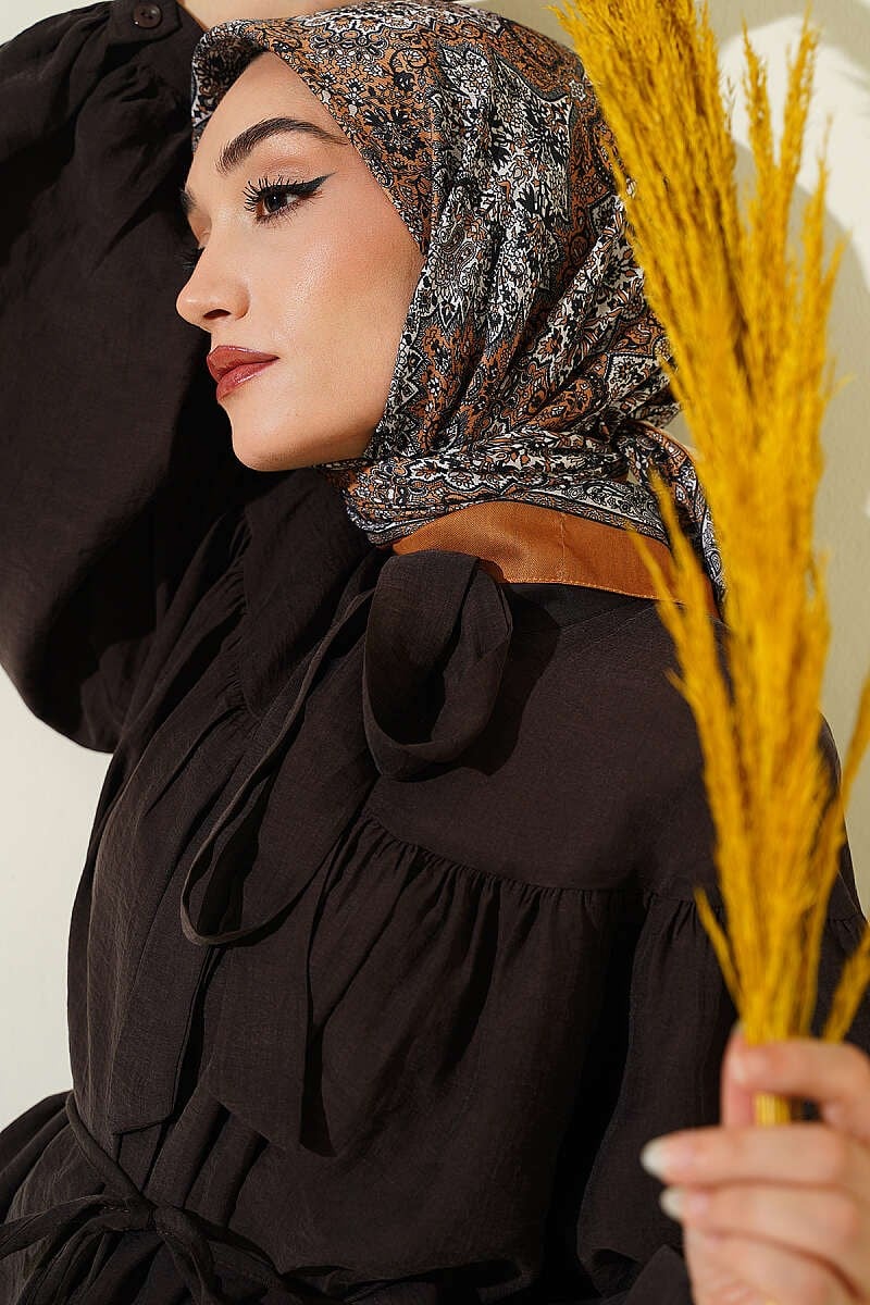 Otantik Motifli Eşarp Camel
