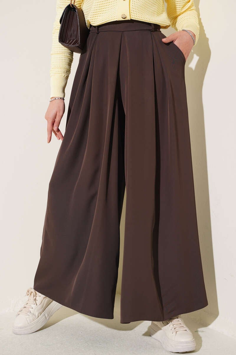 Pile Detaylı Geniş Paça Pantolon Acı Kahve