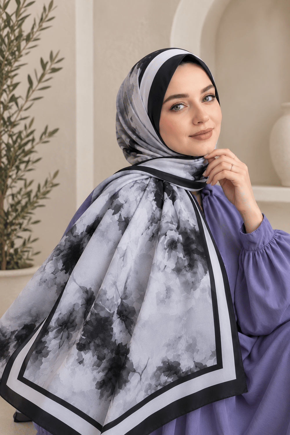 Safir Çiçek Desen Şal Serisi Siyah