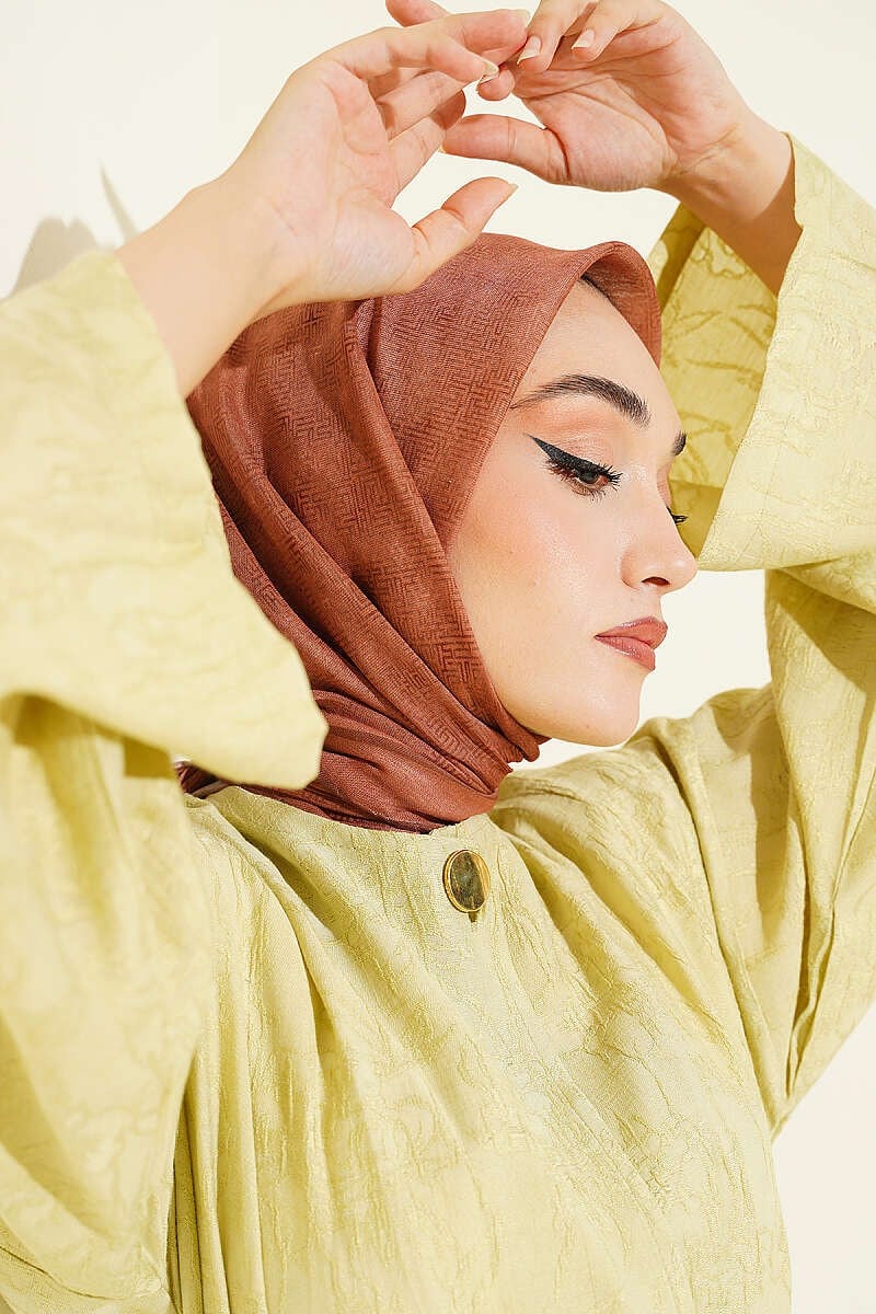 Şerit Çizgili Desenli Eşarp Taba