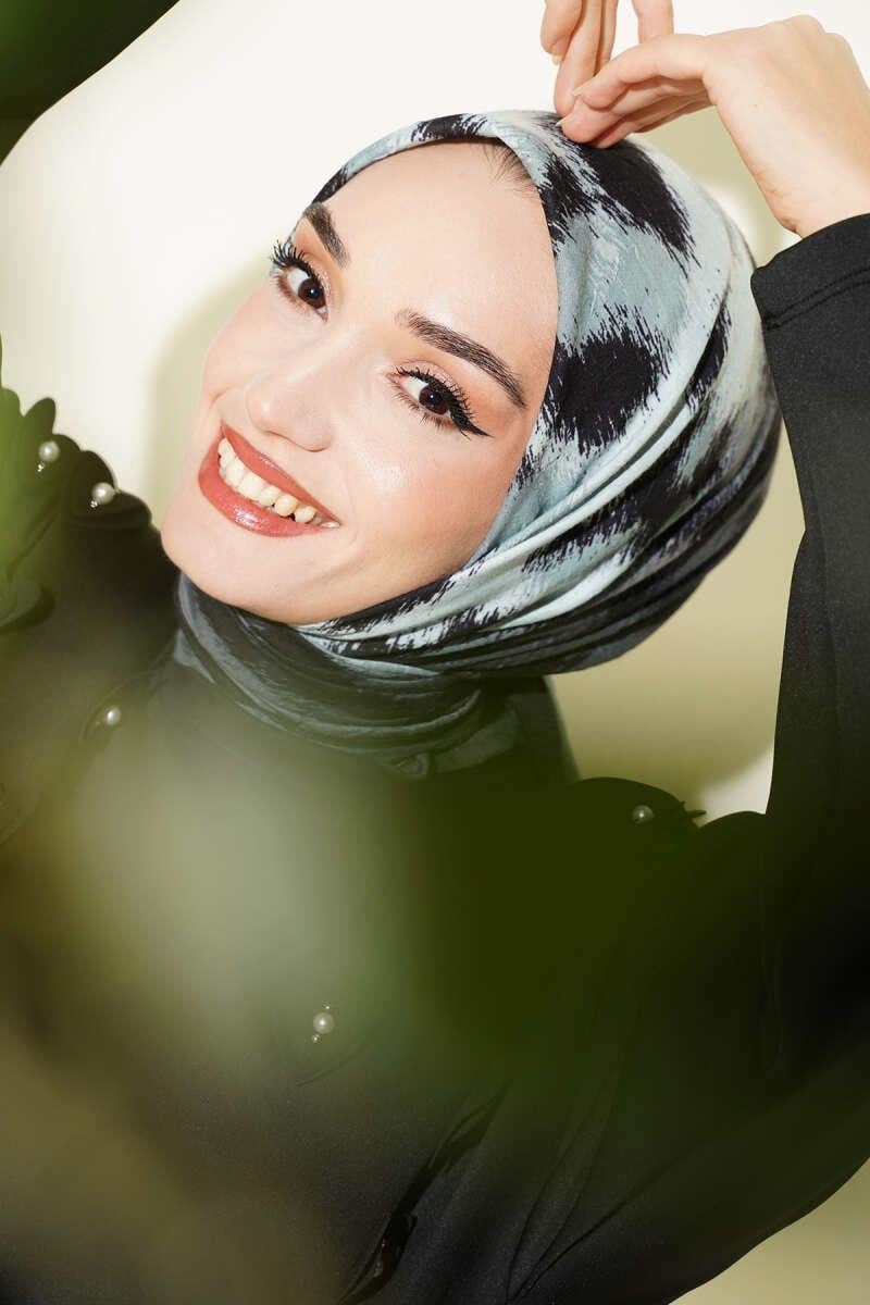 Şerit Geçişli Desenli Bambu Eşarp Siyah