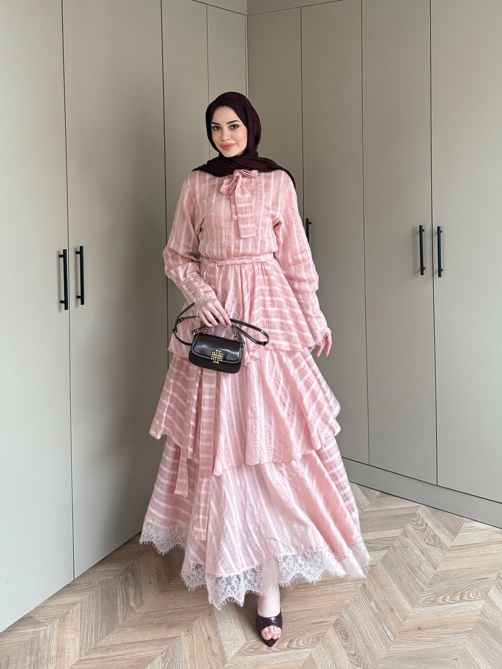 Anica Kat Kat Elbise Pembe (2022)