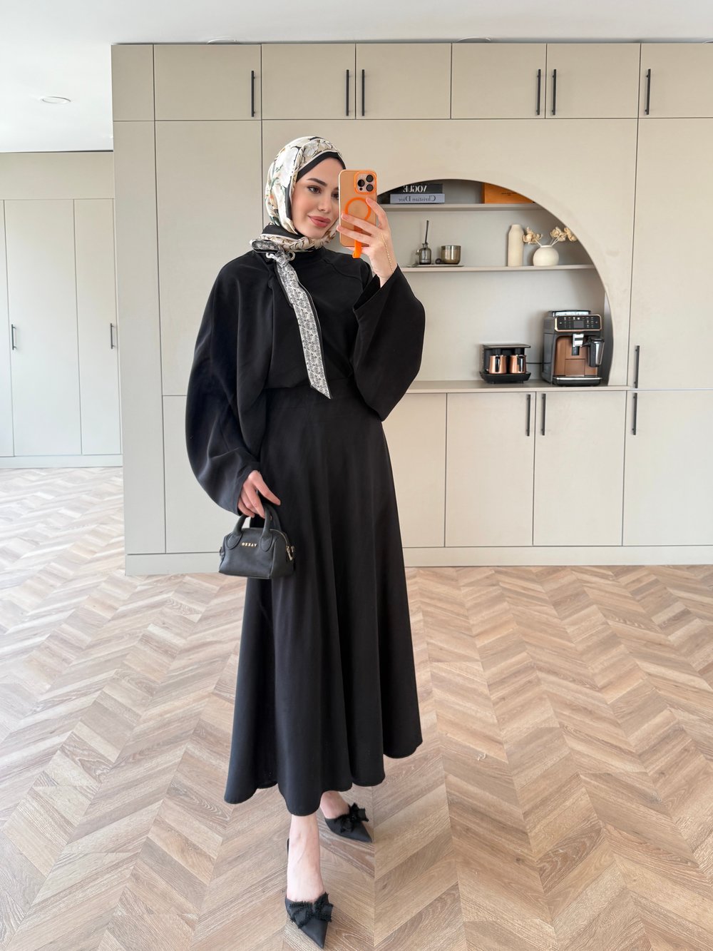 Arve Fular Detaylı Etekli Takım Siyah (2295)