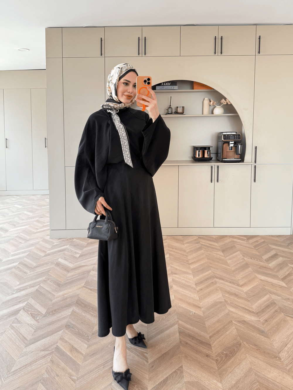 Arve Fular Detaylı Etekli Takım Siyah (2295)