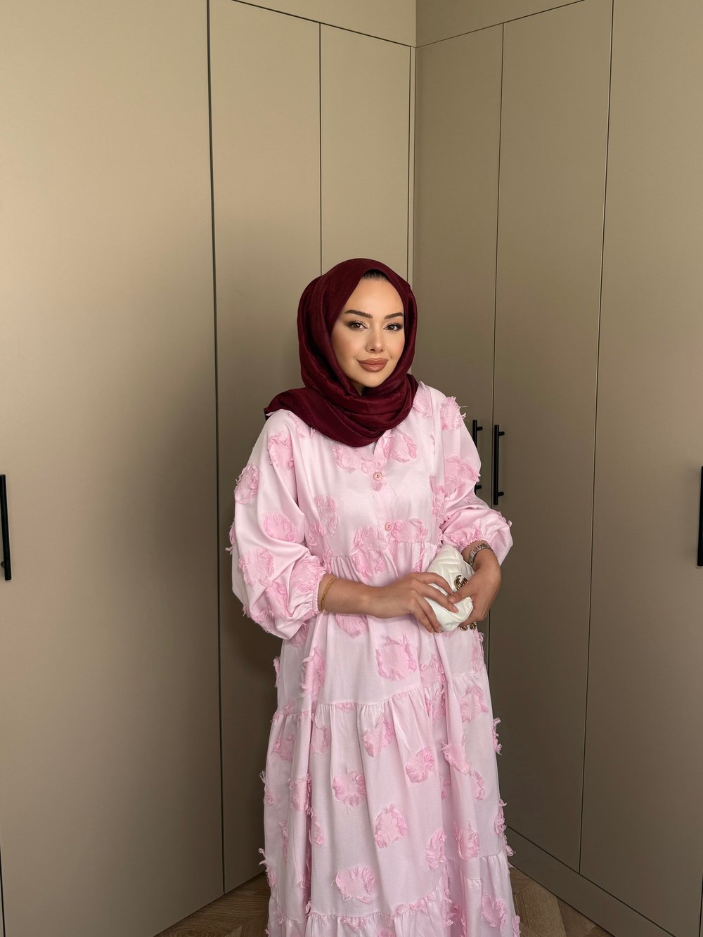 Beril Elbise Pembe