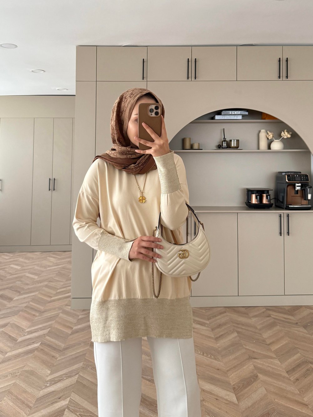 Elon Sim Detaylı Merserize Kazak Bej