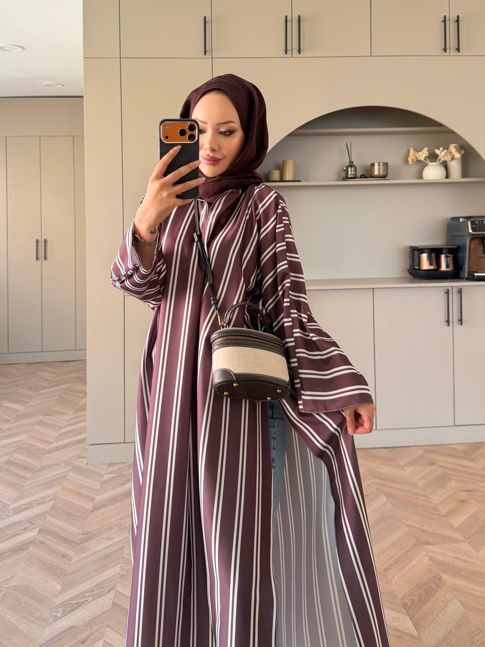 Ely Çizgili Saten Yırtmaçlı Bluz Kahve (4536)