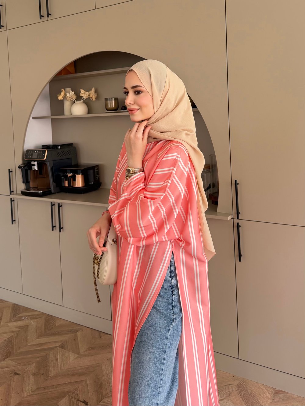 Ely Çizgili Saten Yırtmaçlı Bluz  Somon (4536)