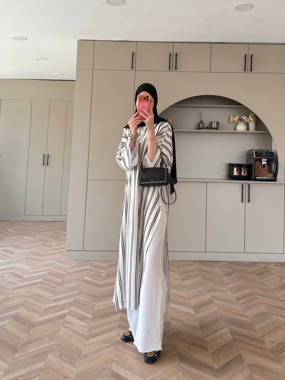 Ely Çizgili Saten Yırtmaçlı Bluz Siyah (4536)