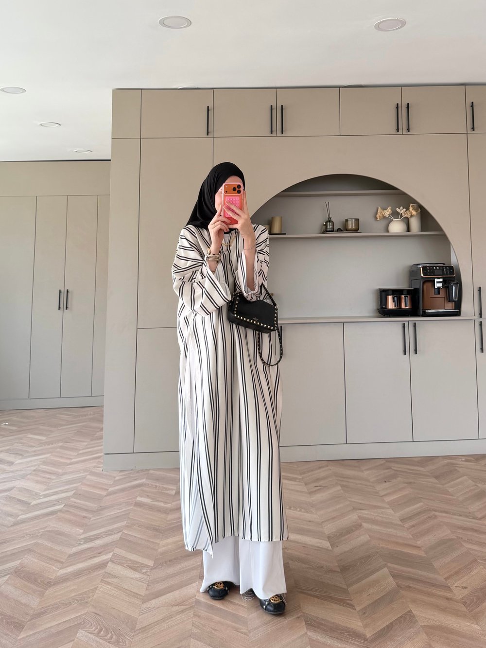 Ely Çizgili Saten Yırtmaçlı Bluz Siyah (4536)