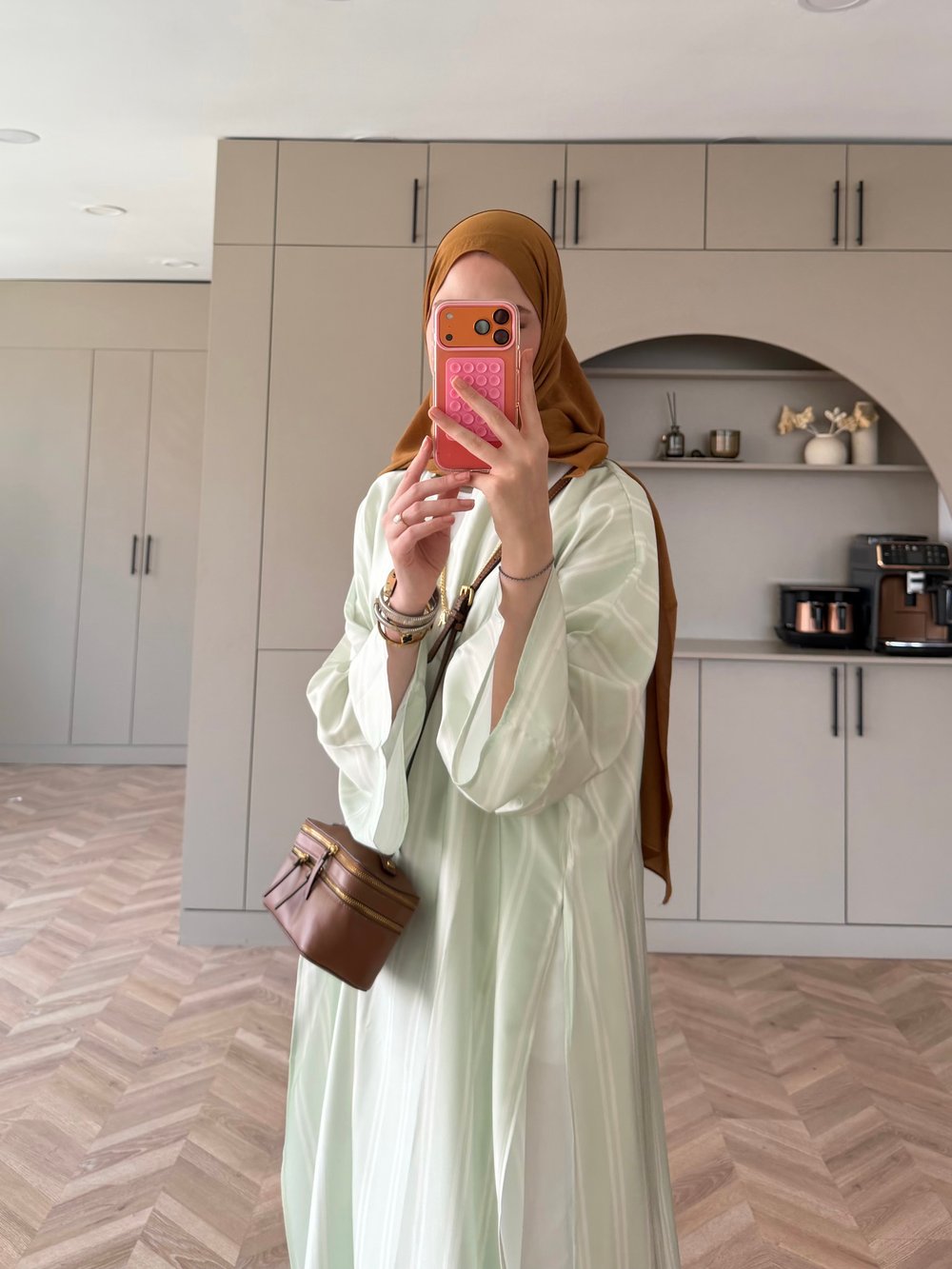 Ely Çizgili Saten Yırtmaçlı Bluz Yeşil (4536)