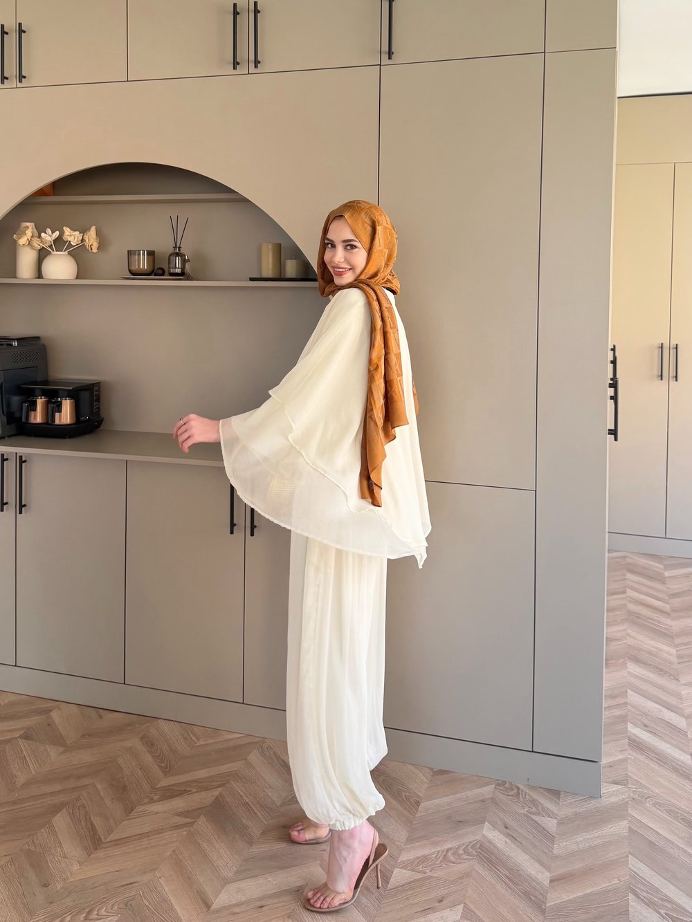 Feely Yarasa Kol Pantolonlu Takım Ekru (5799)
