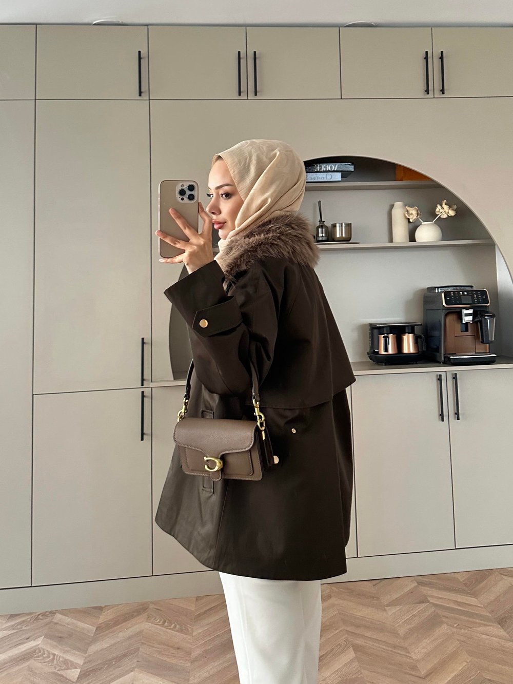 Kürk Detaylı Parka Haki