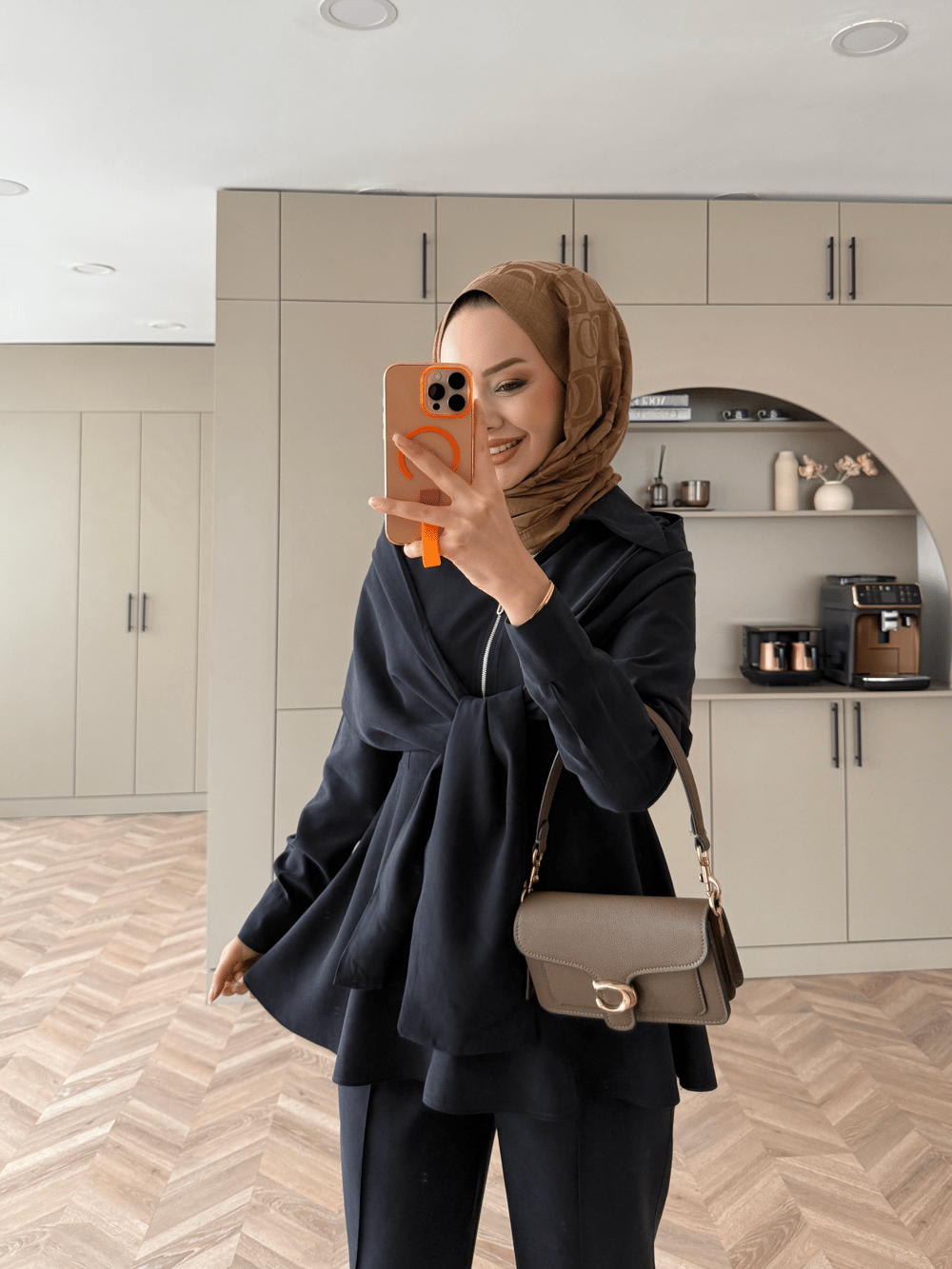 Lumar Pelerin Detaylı Pantolonlu Takım Siyah (2364)