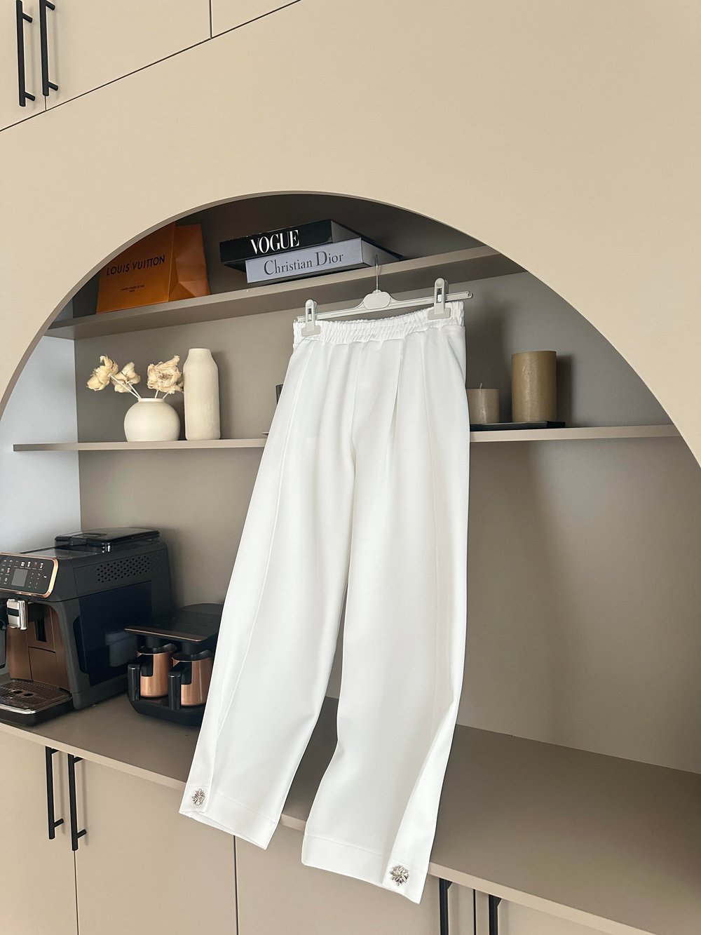 Metal Toka Detaylı Pantolon Beyaz