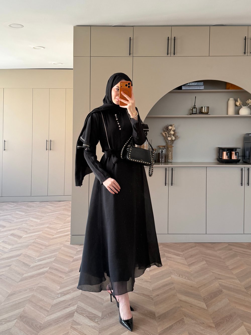 Muse Nakış Detaylı Volanlı Elbise Siyah (26056)