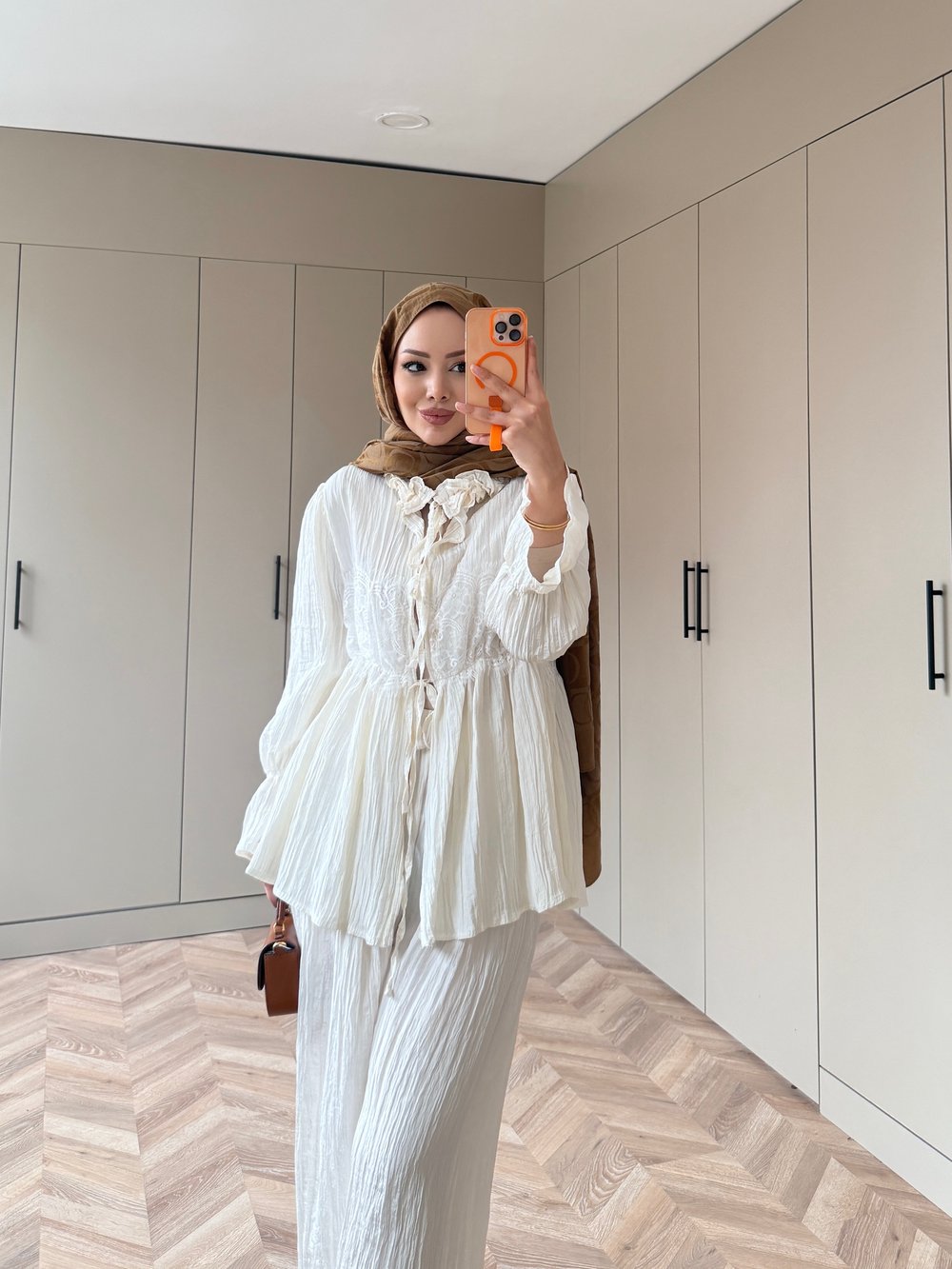 Nada Dantel Detaylı Pantolonlu Takım Ekru (2023)
