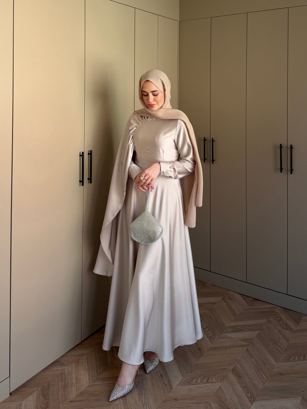 Nalia Şal Detaylı Saten Elbise Bej (26079)