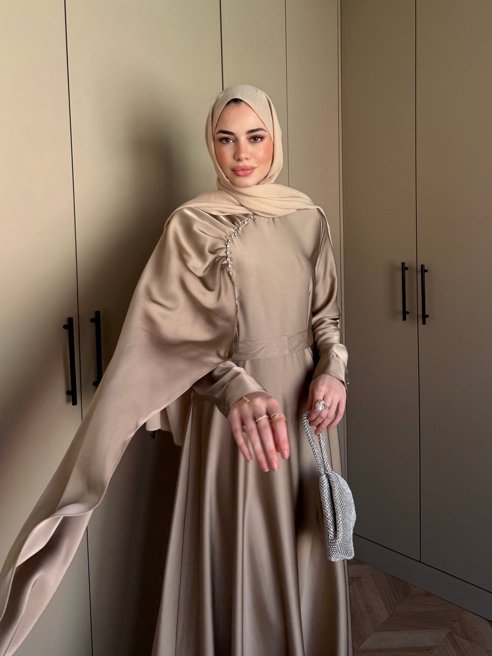 Nalia Şal Detaylı Saten Elbise Vizon (26079)