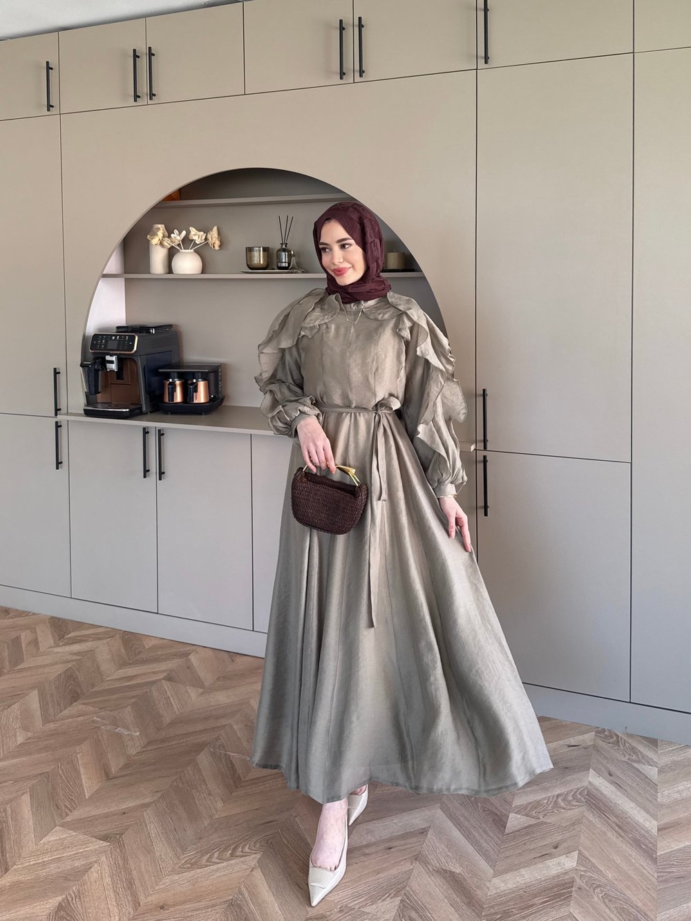 Nura Fırfır Detaylı Elbise Haki (4481)