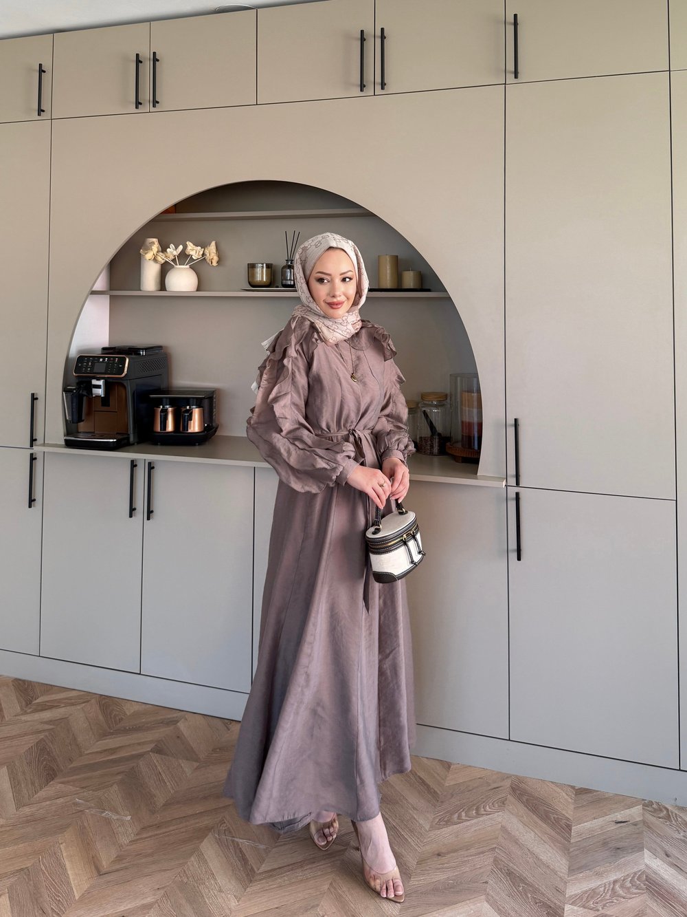 Nura Fırfır Detaylı Elbise Vizon (4481)